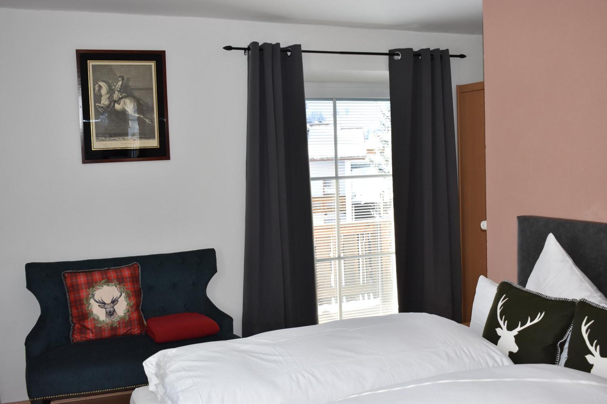 Hirschstube Nauders Bed & Breakfast Bagian luar foto