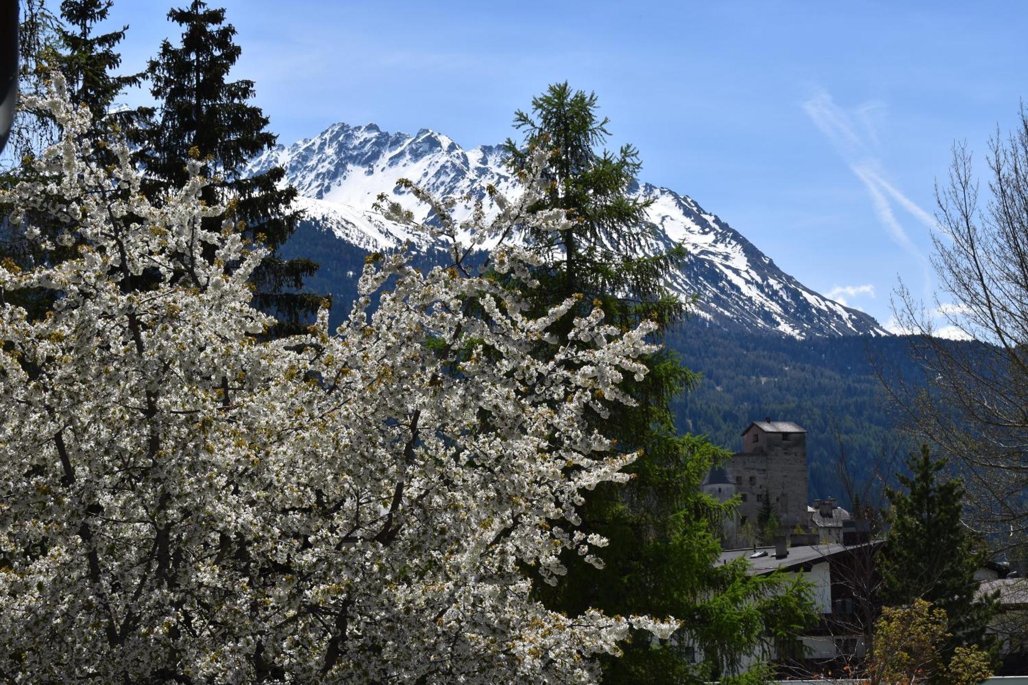 Hirschstube Nauders Bed & Breakfast Bagian luar foto