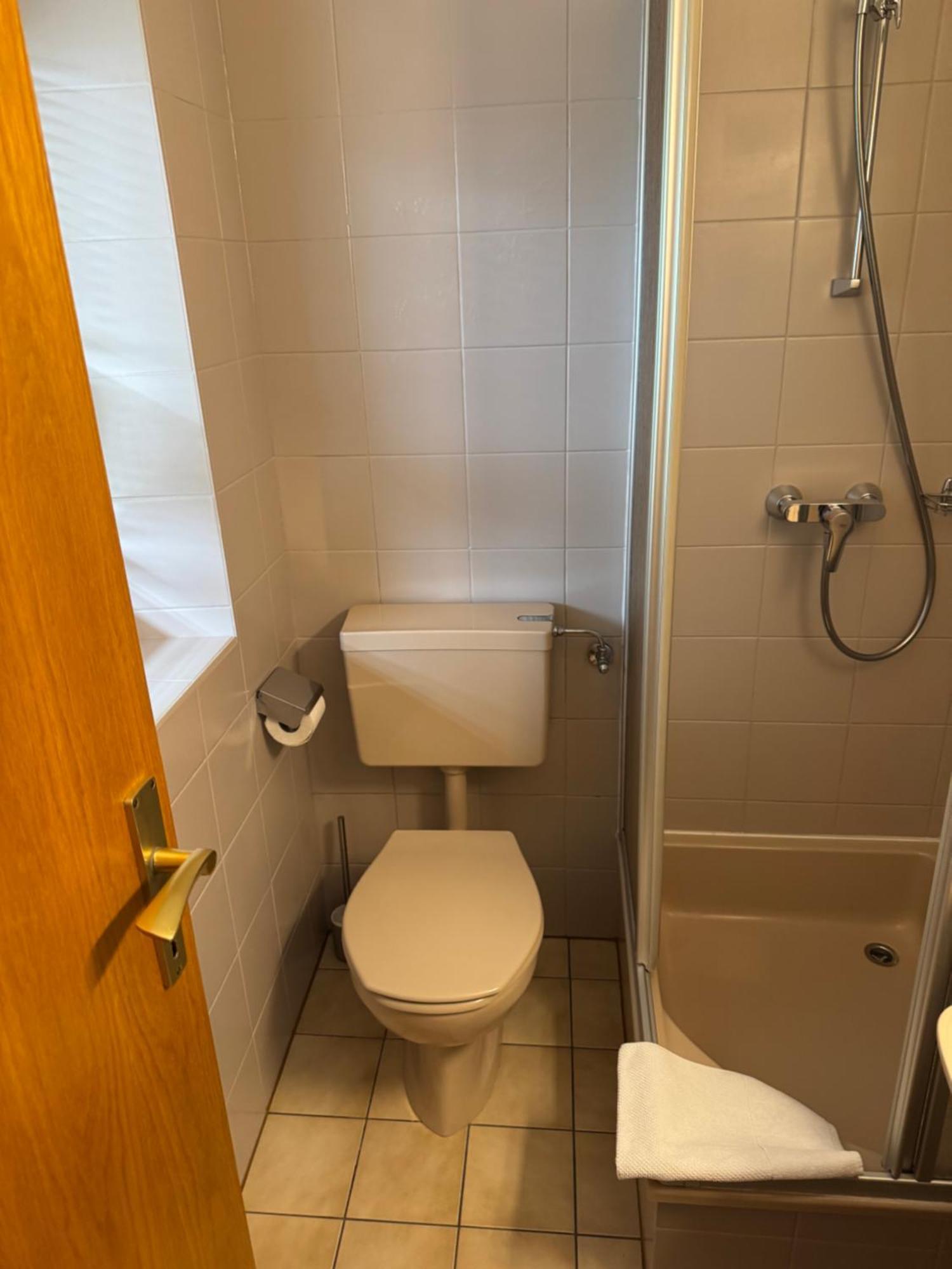 Hirschstube Nauders Bed & Breakfast Bagian luar foto